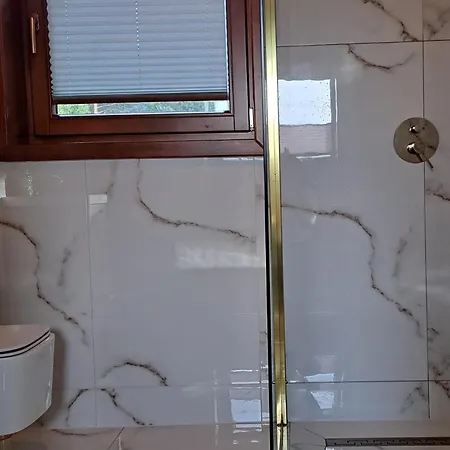 Nad Jeziorem Czorsztynskim 山林小屋